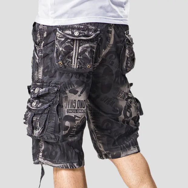 Y2K Vintage Camouflage Cargo Shorts – Bold, Oversized & Street-Ready!