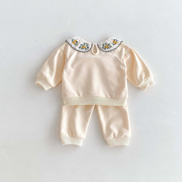 Cute and Versatile Two-Piece Set: Flowers Embroidered Collar Top