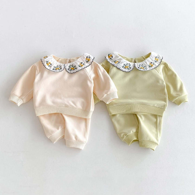 Cute and Versatile Two-Piece Set: Flowers Embroidered Collar Top