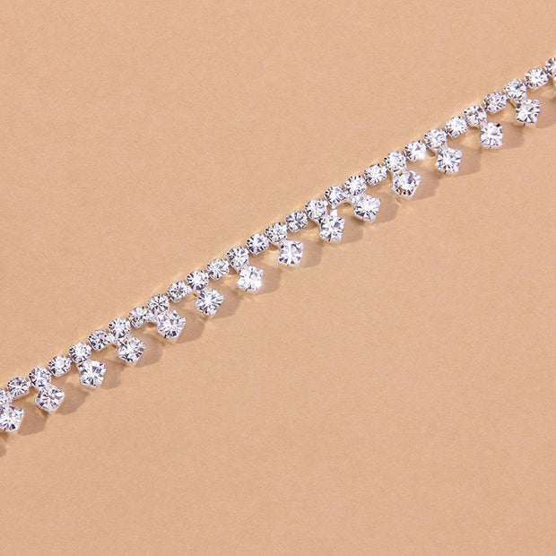 Dazzling Steps: A Review of the Rhinestone Water Drop Anklet