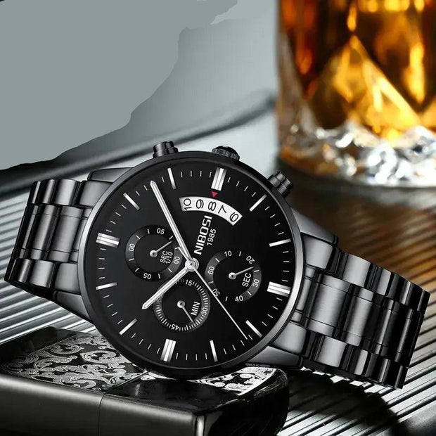 Introducing the Epitome of Elegance: The Men's Luxurious Gold Wristwatch!