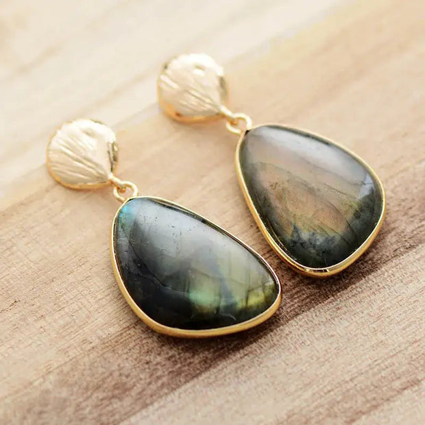 Labradorite Drop Earrings – Natural Elegance with Bohemian Flair
