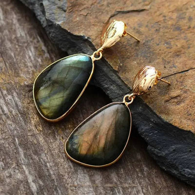 Labradorite Drop Earrings – Natural Elegance with Bohemian Flair