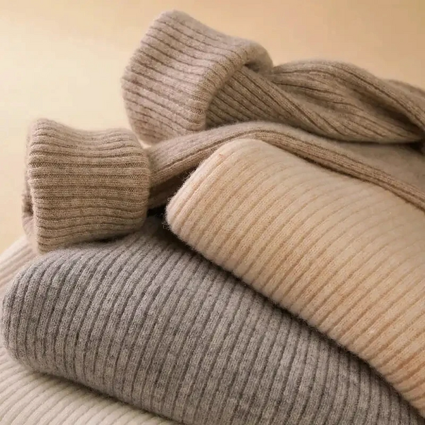 Women’s Cozy Turtleneck Sweater – Soft Knit with Cashmere Feel for Autumn & Winter 2025