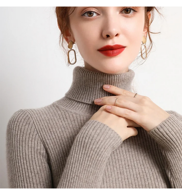 Women’s Cozy Turtleneck Sweater – Soft Knit with Cashmere Feel for Autumn & Winter 2025